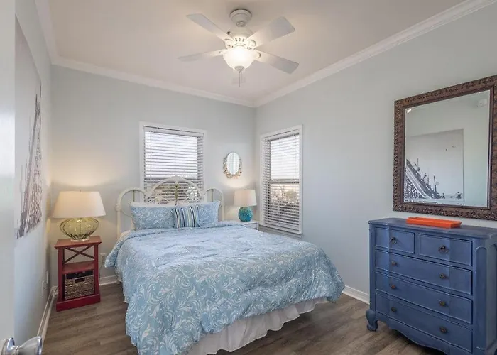 Spinnaker Pointe 4b Apartment