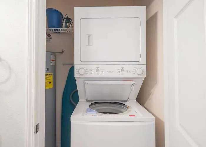 Spinnaker Pointe 4b Apartment *